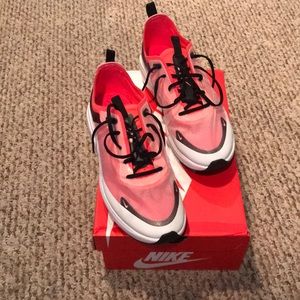 air max dia flash crimson